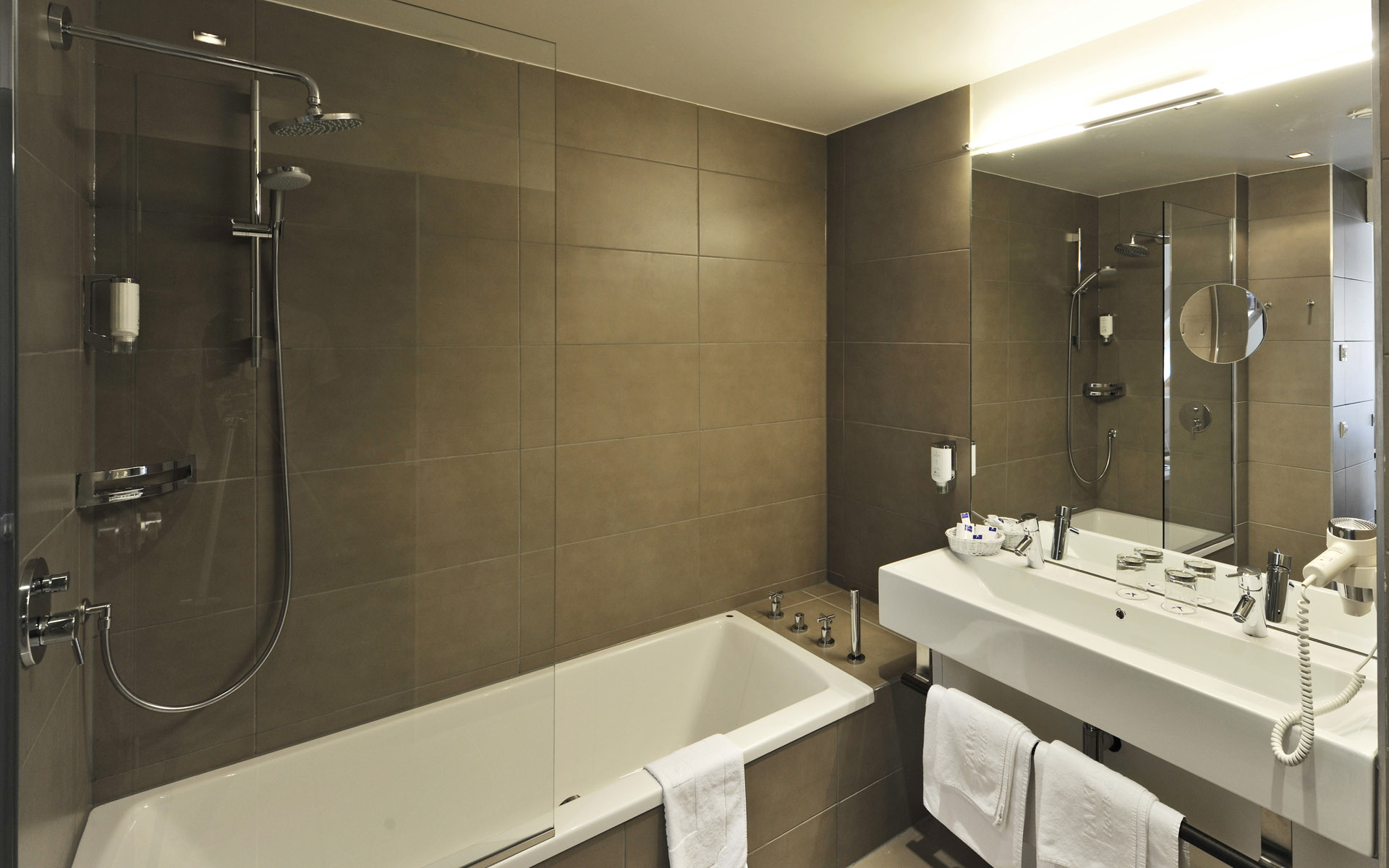 Small Modern Bathroom fine small modern bathroom 45 square feet h throughout inspiration Small Modern Bathroom fine small modern bathroom 45 square feet h throughout inspiration